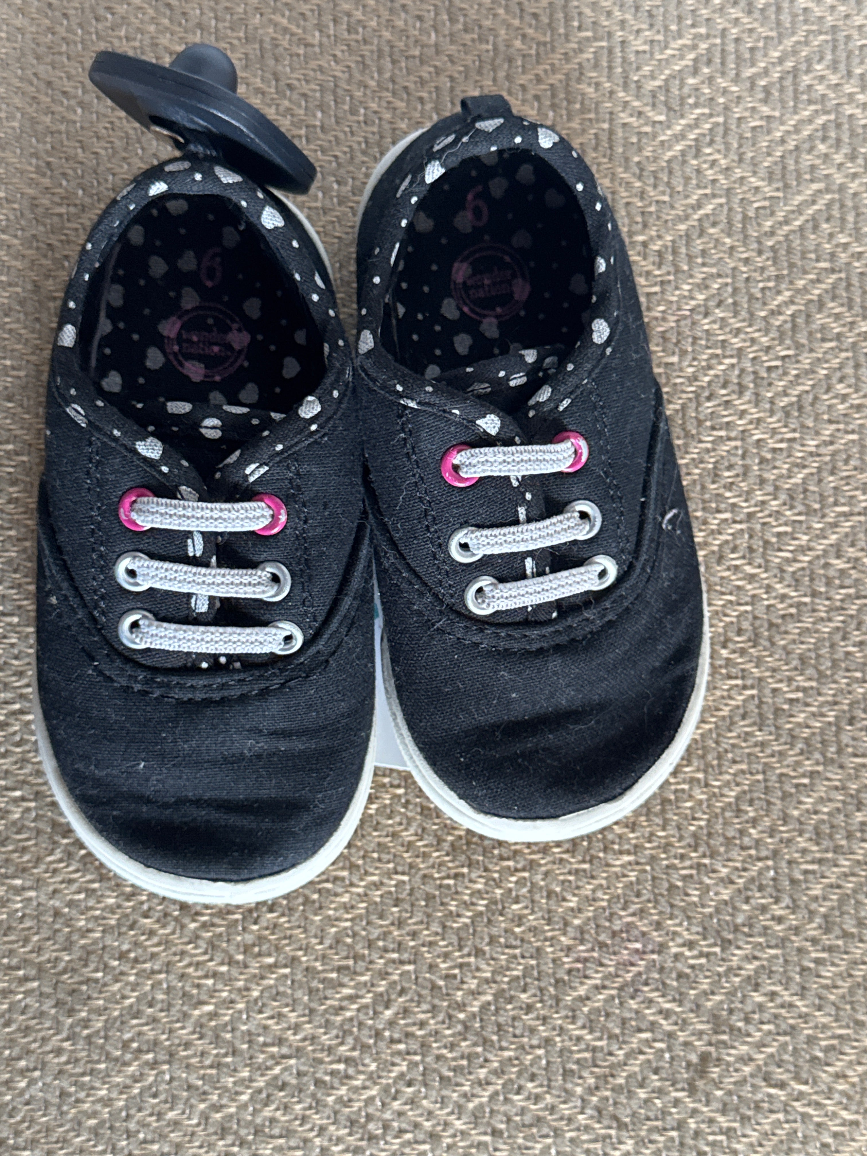 EVERYDAY GIRL'S SHOES