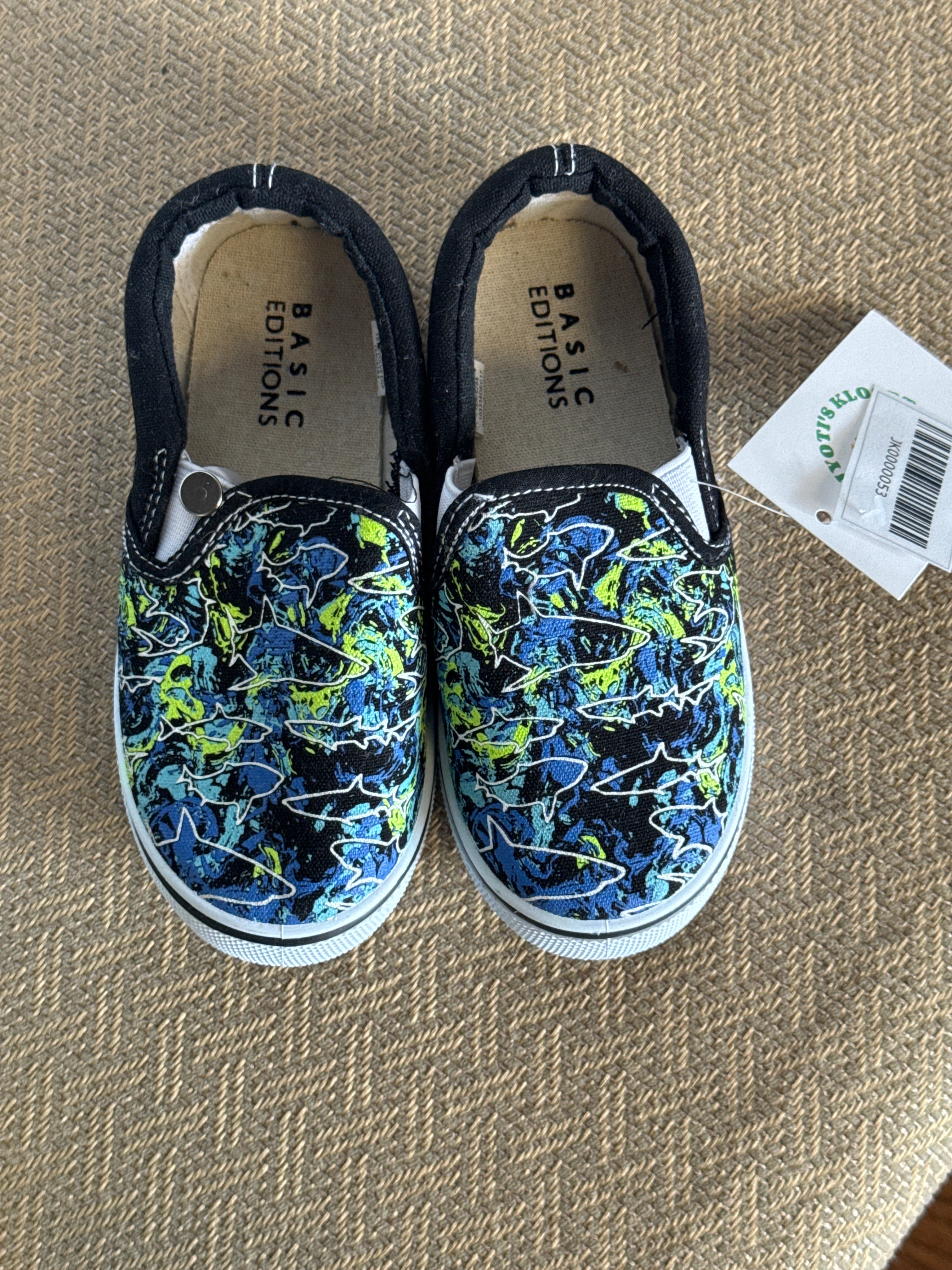 BOYS'S SHOES