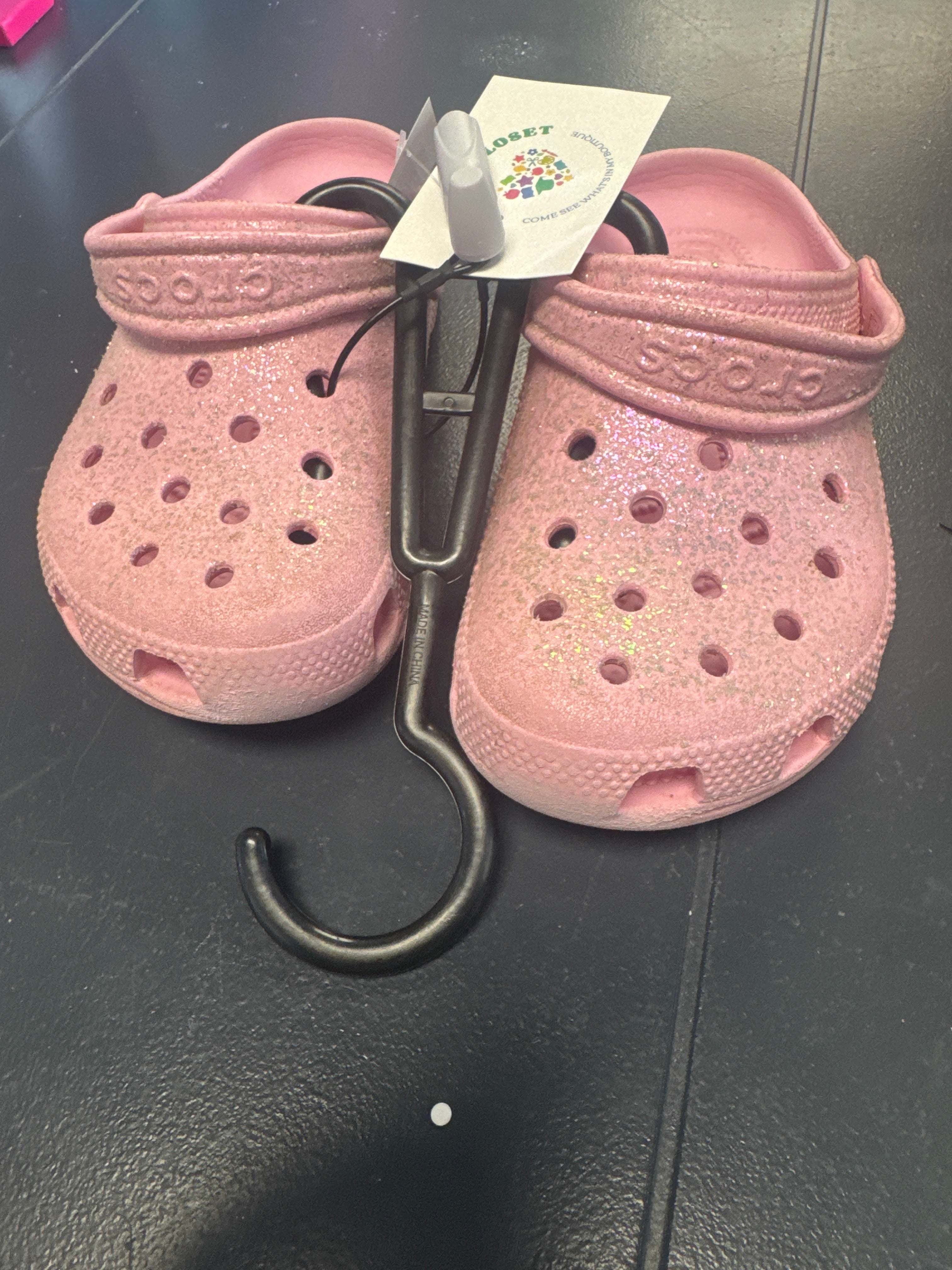 BIG KID GIRL SNEAKERS AND SANDELS