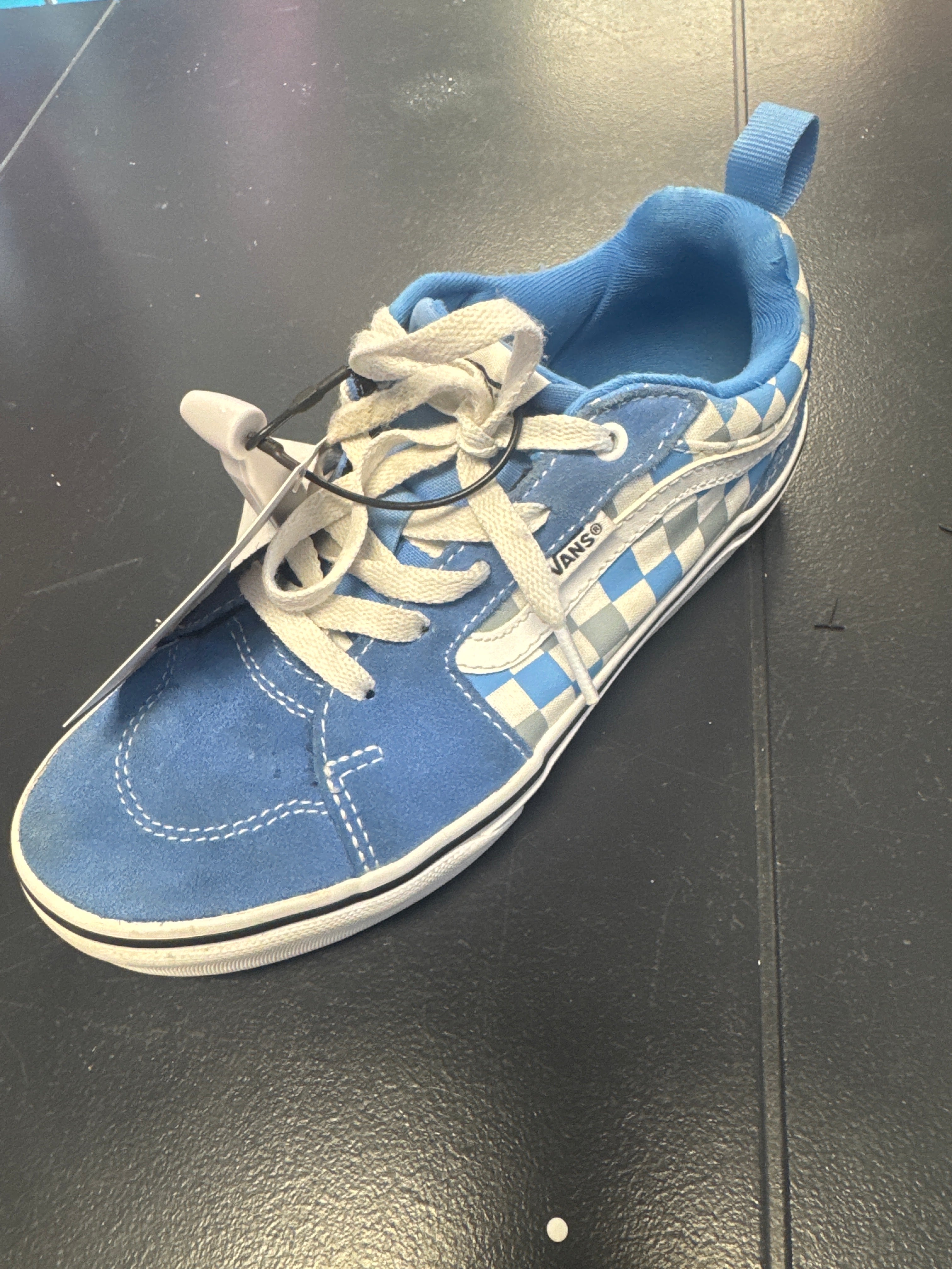 BIG KID GIRL SNEAKERS AND SANDELS