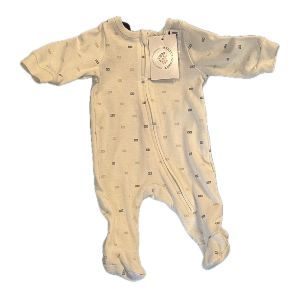 DESIGNER ITEMS AND CHARACTER ITEMS